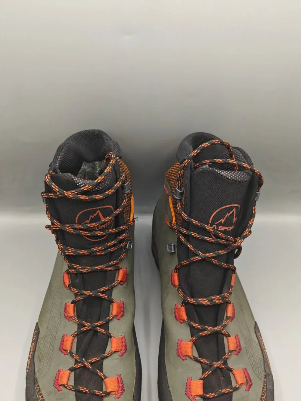 La Sportiva Trango Tech Leather GTX Men's Size 13.5 Boots, Carbon (no insole)